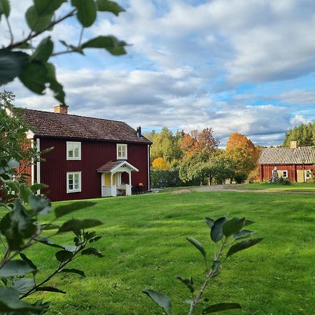 Gasthaus Skoelvs Gard Glanshammar Exterior foto